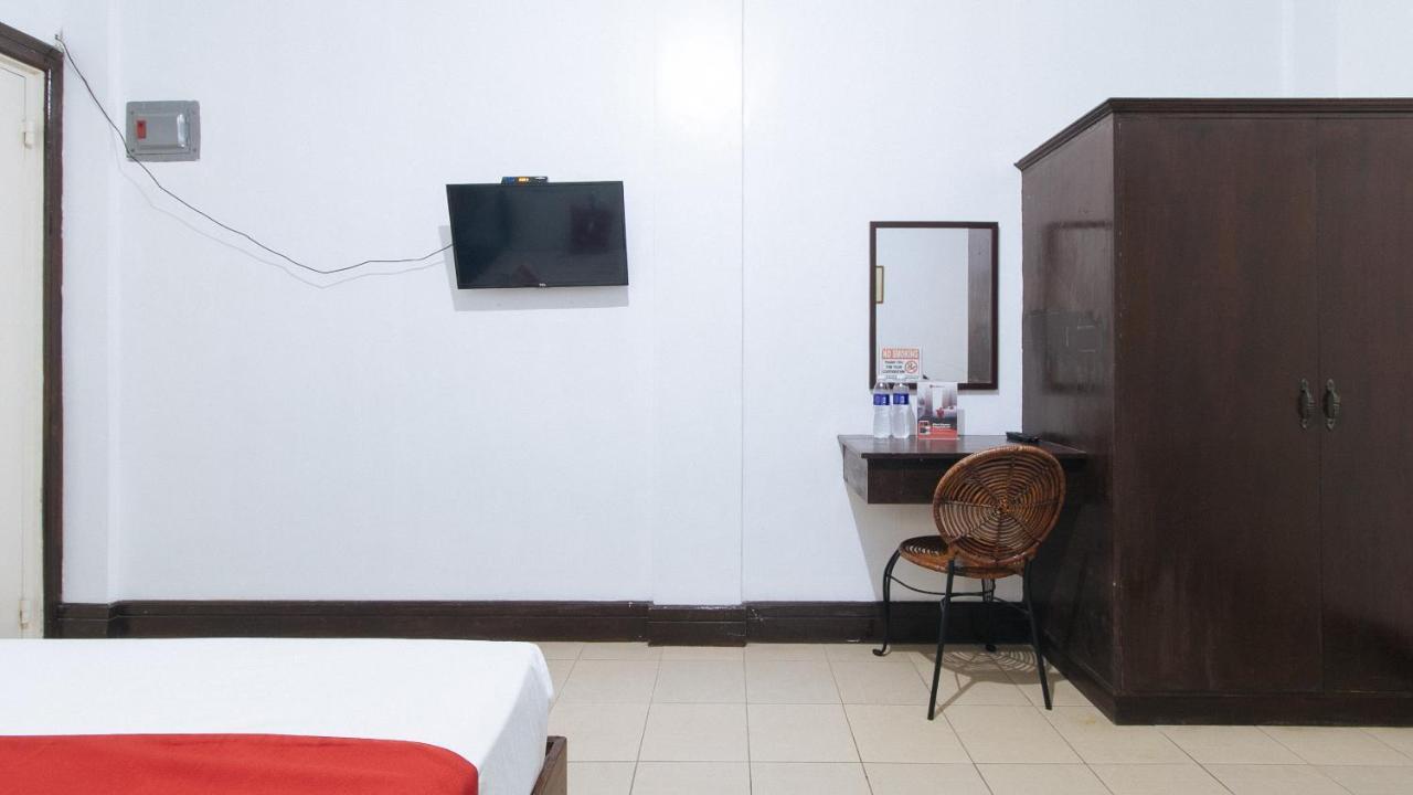 Reddoorz @ Marifa Hotel Angeles Pampanga 外观 照片